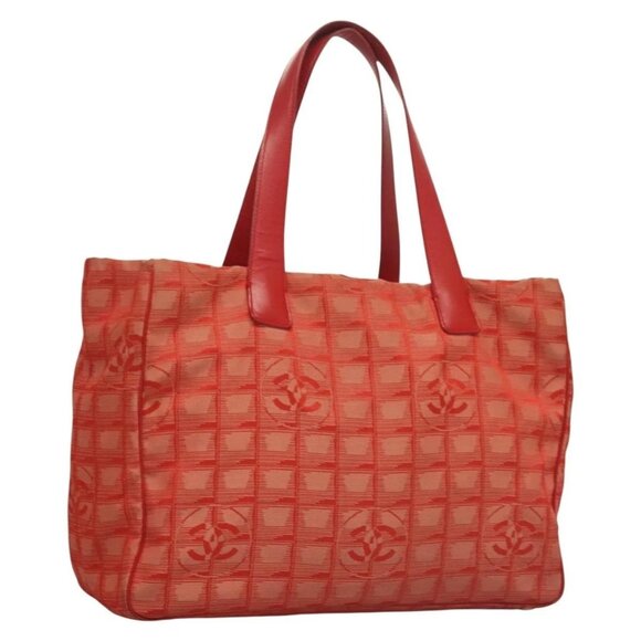 CHANEL New Travel Line Tote Bag Nylon Red CC Auth 136083 - Picture 1 of 16